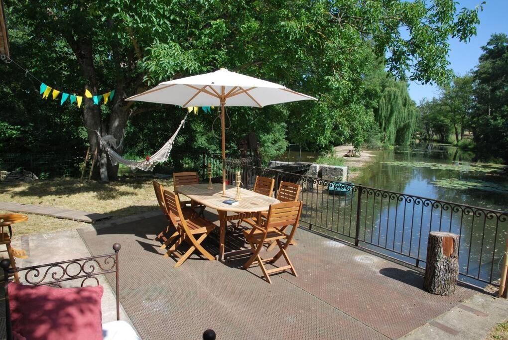 Magnifique Moulin Proche Chablis, Jacuzzi Et Riviere Villa Annay-sur-Serein Kültér fotó