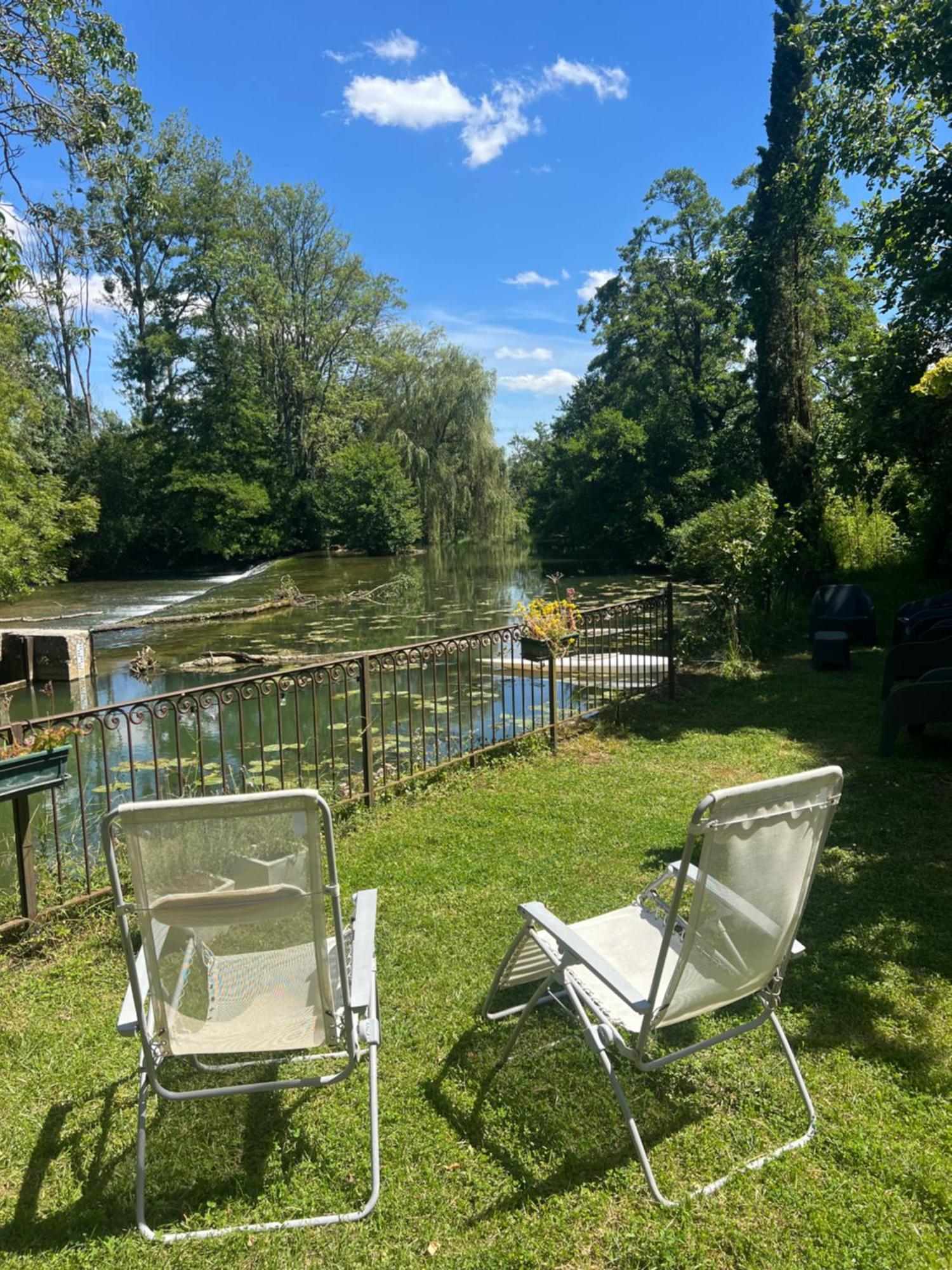 Magnifique Moulin Proche Chablis, Jacuzzi Et Riviere Villa Annay-sur-Serein Kültér fotó